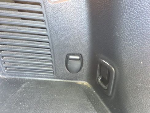 Used 2014 Nissan Rogue S image 13