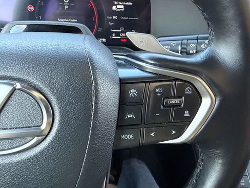 Used 2025 Lexus GX 550 w/ Accessory Package (2T) AWD/4WD image 30