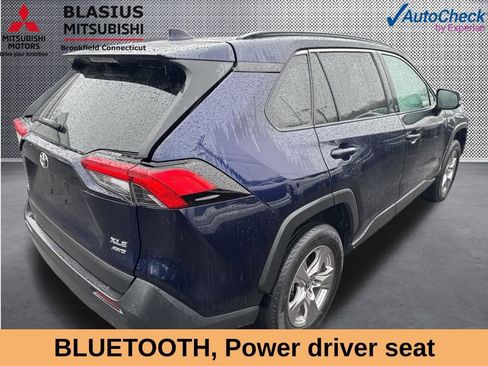 Used 2023 Toyota RAV4 XLE AWD/4WD image 4