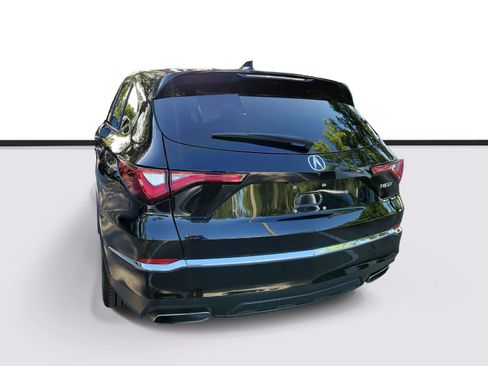 Used 2023 Acura MDX FWD image 3