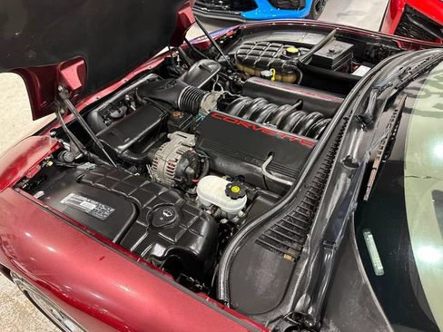 Used 2003 Chevrolet Corvette Coupe w/ Preferred Equipment Group RWD image 28
