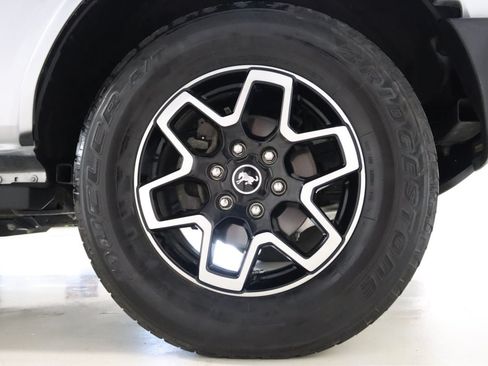 Used 2023 Ford Bronco Outer Banks AWD/4WD image 85