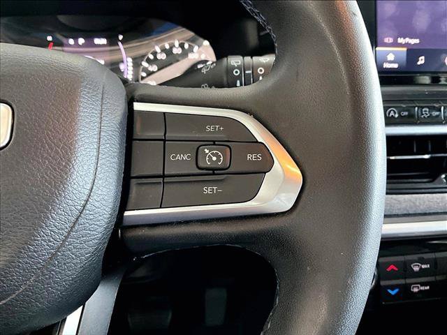 Used 2022 Jeep Compass Latitude FWD image 20