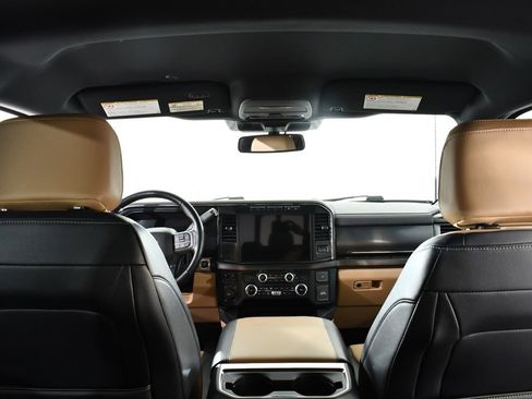 Used 2023 Ford F250 Lariat w/ Chrome Package image 17