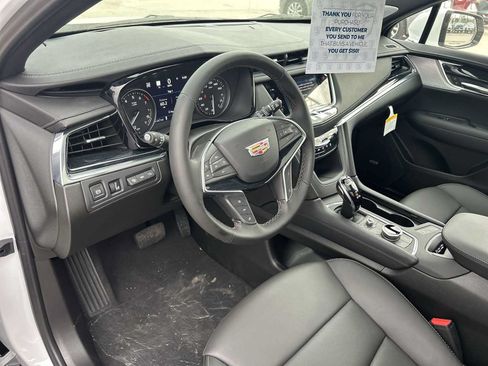 New 2026 Cadillac XT5 Premium Luxury w/ LPO, ONYX Package AWD/4WD image 11