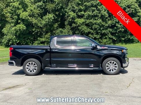 Used 2021 Chevrolet Silverado 1500 LTZ w/ LTZ Premium Package AWD/4WD image 8