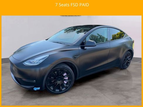 Used 2021 Tesla Model Y Long Range AWD/4WD image 1