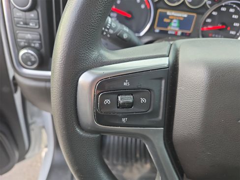 Used 2020 Chevrolet Silverado 1500 LT w/ Remote Start Package image 9