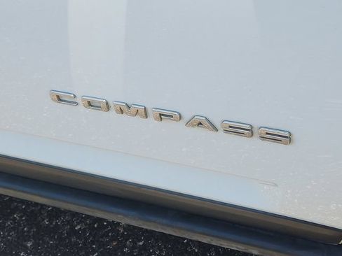 Used 2016 Jeep Compass High Altitude AWD/4WD image 8