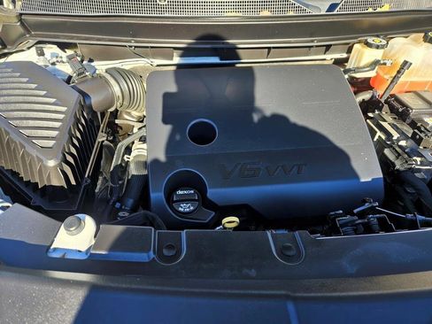 Used 2020 Chevrolet Traverse LS w/ LPO, Blackout Package image 17