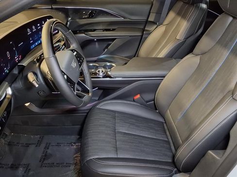 Certified 2026 Cadillac Lyriq Luxury RWD image 14