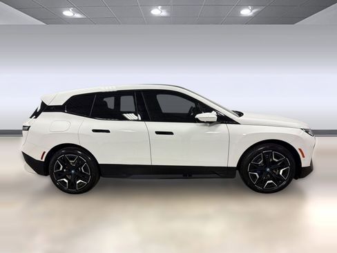 Certified 2024 BMW iX xDrive50 w/ Sport Package AWD/4WD image 7