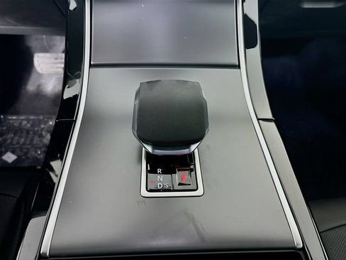 Used 2026 Land Rover Range Rover Evoque S AWD/4WD image 18