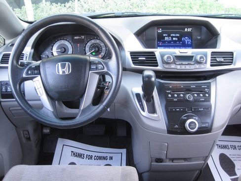 Used 2012 Honda Odyssey EX image 31