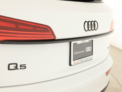 Certified 2025 Audi Q5 e Premium Plus w/ Premium Plus Package image 31