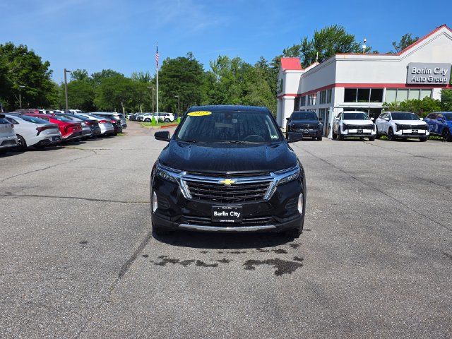 Used 2022 Chevrolet Equinox LT AWD/4WD image 3