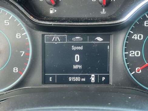 Used 2017 Chevrolet Cruze LT FWD image 21
