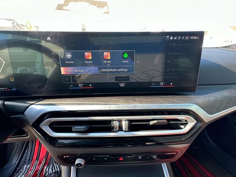 Used 2024 BMW 330i Sedan w/ Premium Package image 21