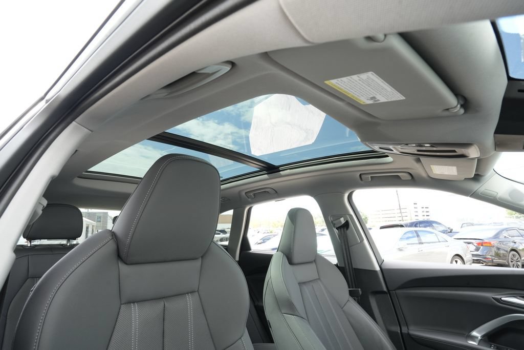 Used 2025 Audi Q5 Premium Plus w/ Premium Plus AWD/4WD image 34
