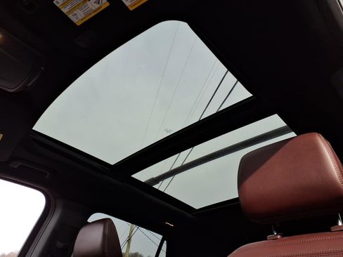 Used 2024 Ford Expedition Max Limited image 13