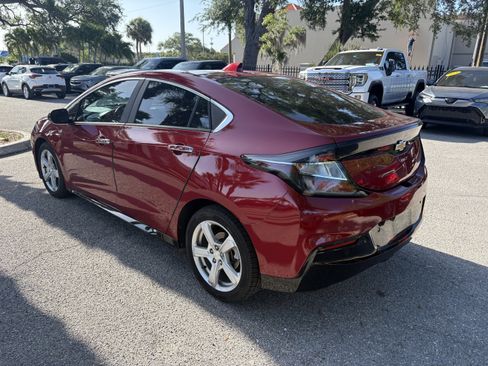 Used 2018 Chevrolet Volt LT w/ LT Driver Confidence Package image 5