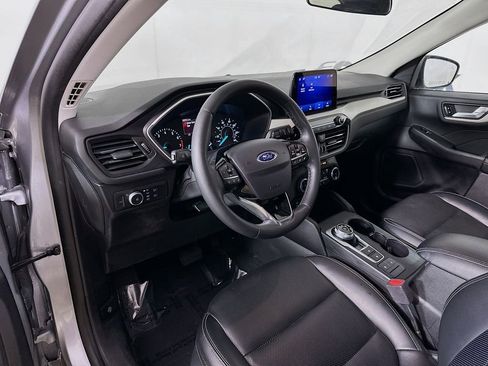 Used 2022 Ford Escape SEL FWD image 10