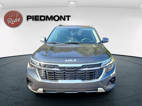 Used 2025 Kia Seltos EX w/ EX Sunroof Package FWD image 2