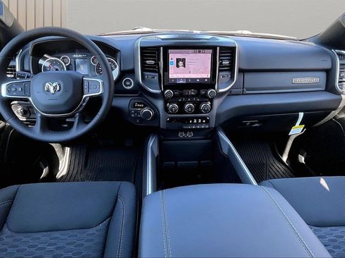 New 2026 RAM 1500 Big Horn AWD/4WD image 10
