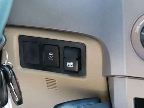 Used 2012 Toyota Tundra SR5 image 24