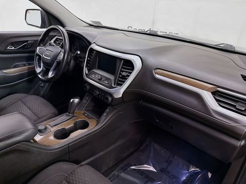 Used 2019 GMC Acadia SLE image 30