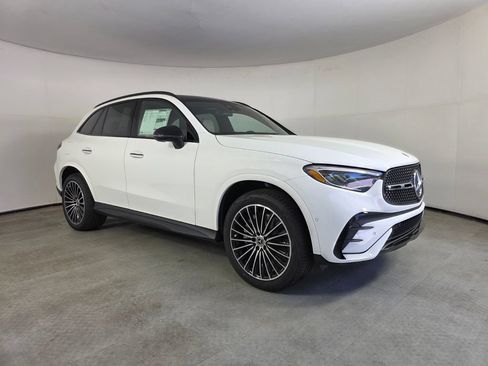 New 2027 Mercedes-Benz GLC 300 image 1
