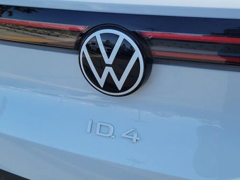 Used 2022 Volkswagen ID.4 Pro S RWD image 32