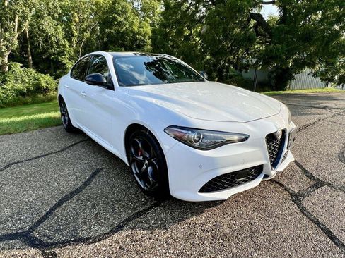 Used 2021 Alfa Romeo Giulia Ti Sport AWD/4WD image 1