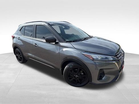 Used 2024 Nissan Kicks SR FWD image 1