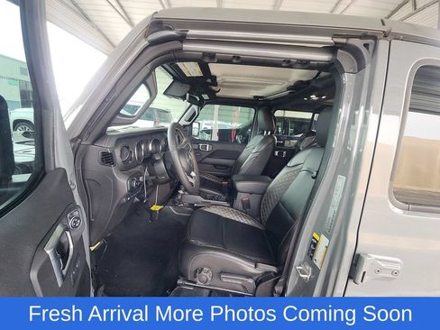 Used 2023 Jeep Wrangler Unlimited Sahara AWD/4WD image 12