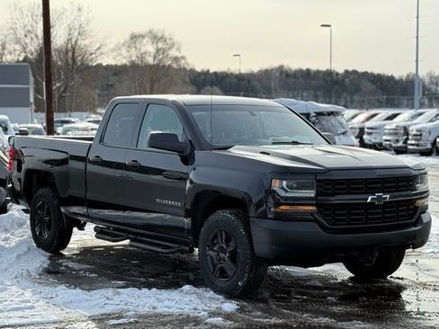 Used 2018 Chevrolet Silverado 1500 W/T image 29