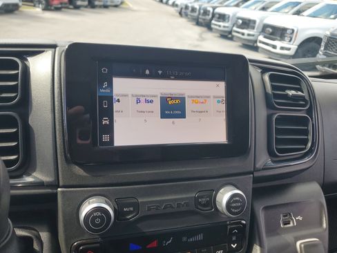 Used 2023 RAM ProMaster 2500 image 21