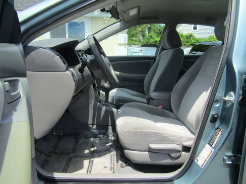 Used 2005 Toyota Corolla CE FWD image 13