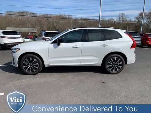 Certified 2025 Volvo XC60 B5 Core w/ Climate Package image 5
