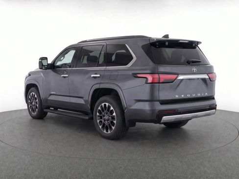 Used 2023 Toyota Sequoia Limited RWD image 4