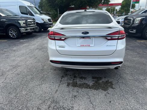 Used 2017 Ford Fusion Energi Titanium FWD image 4