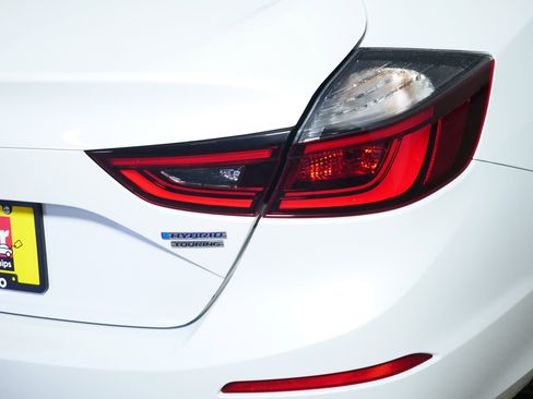 Used 2022 Honda Insight Touring image 17