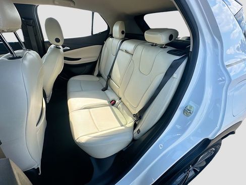 Used 2023 Buick Encore GX Select FWD image 23