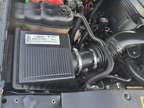 Used 2008 Cadillac Escalade EXT image 46