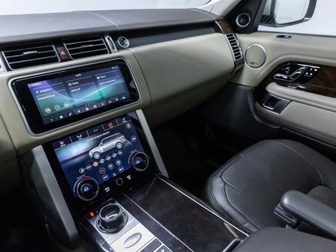 Used 2018 Land Rover Range Rover Supercharged image 27
