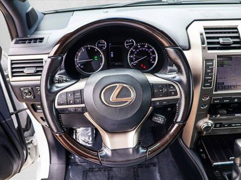 Used 2021 Lexus GX 460 Premium AWD/4WD image 13