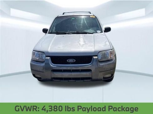 Used 2004 Ford Escape XLT FWD image 2