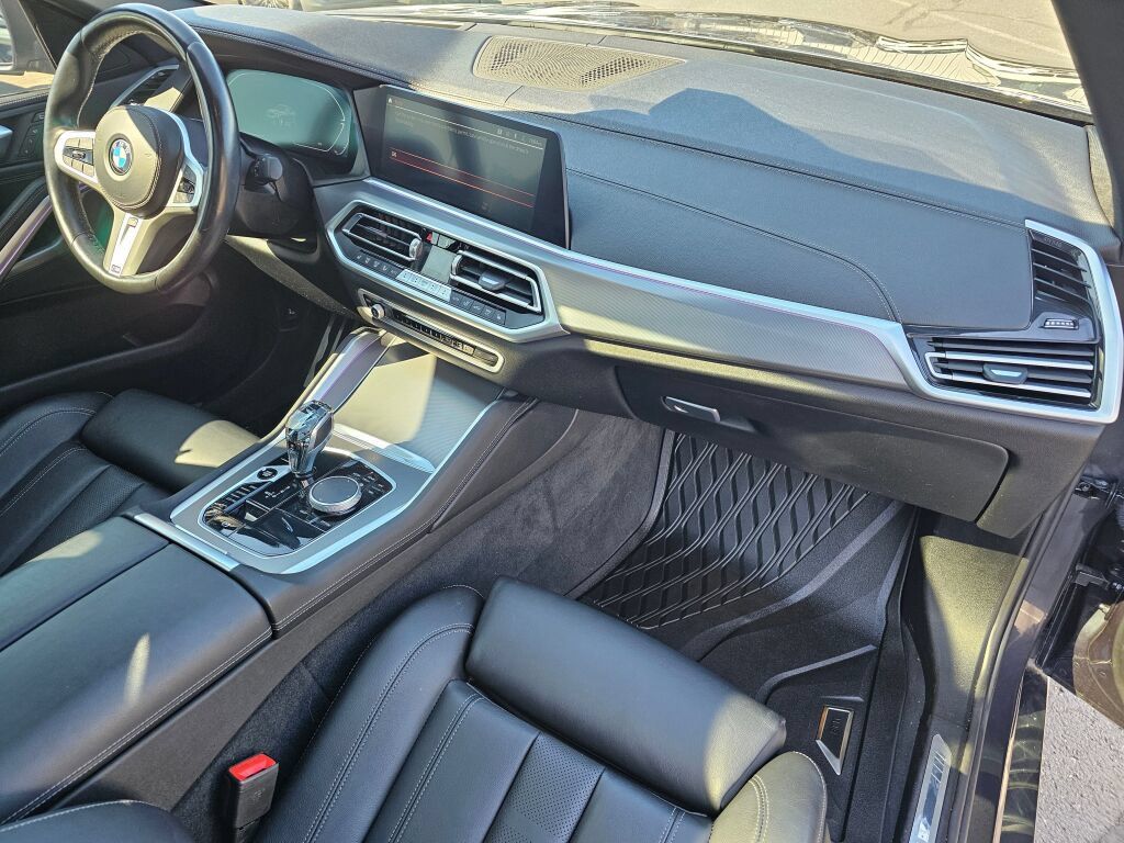 Used 2022 BMW X6 xDrive40i AWD/4WD image 11