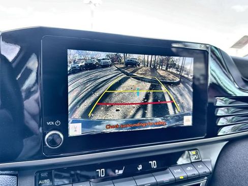 Used 2025 Toyota Camry LE image 26