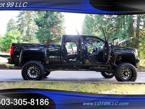 Used 2016 GMC Sierra 2500 Denali w/ Duramax Plus Package AWD/4WD image 32